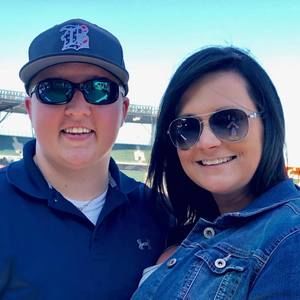 Meet your Posher, Jennifer